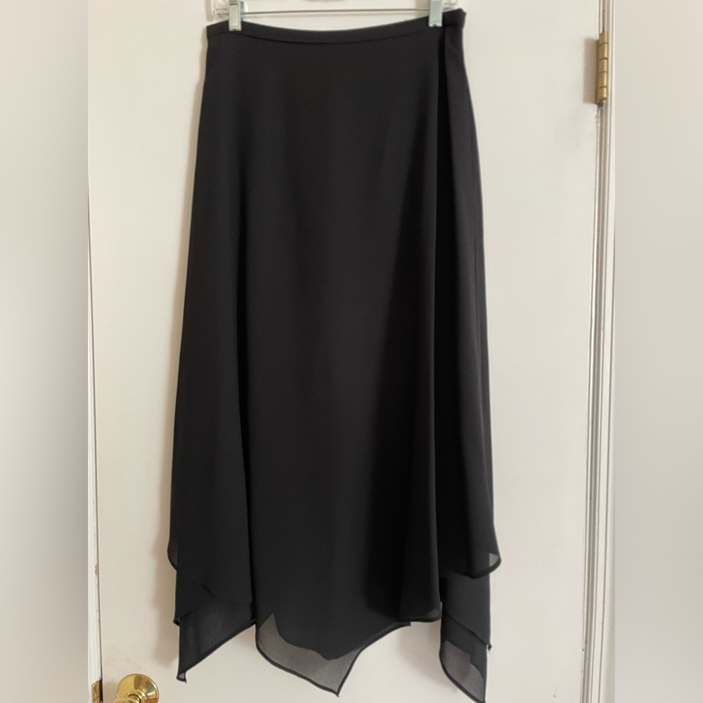 Handkerchief Skirt Black, Medium (8-10)